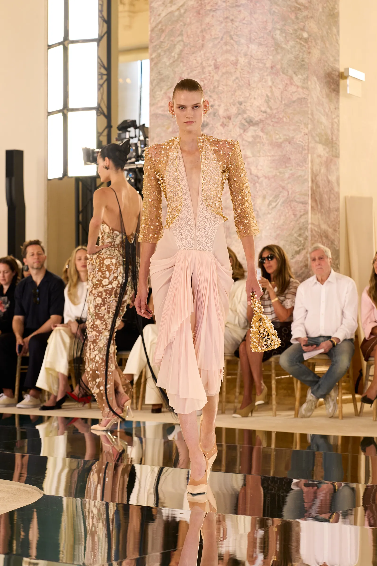 Schiaparelli: Daniel Roseberry's Synthetic Rebellion — image 1