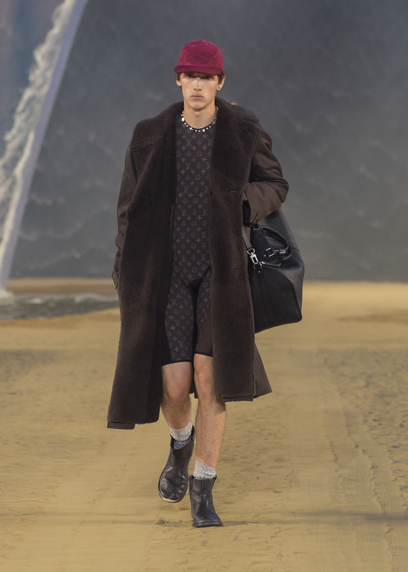 Louis Vuitton: Pharrell Williams Rides the Wave — image 3