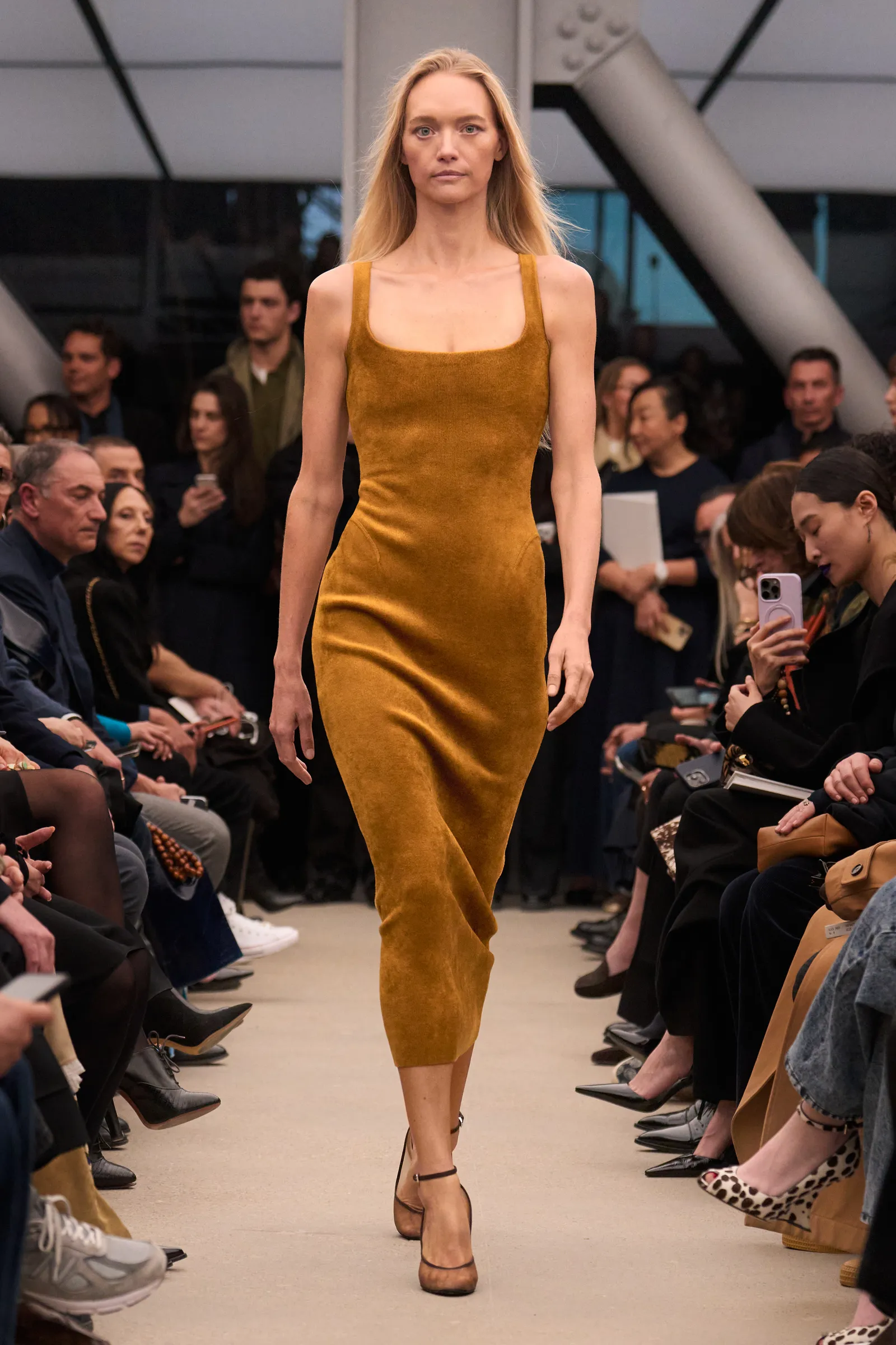 Pieter Mulier's Final Alaïa Show Was a Love Letter to the House's Fundamentals — image 2