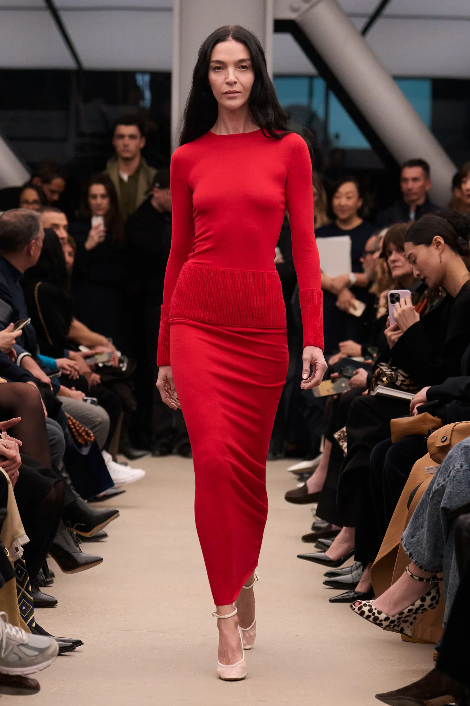 Pieter Mulier's Final Alaïa Show Was a Love Letter to the House's Fundamentals — image 3