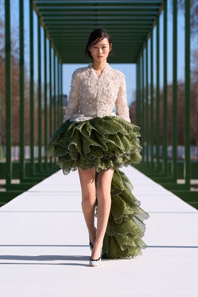 Jonathan Anderson Turns the Tuileries Into a Monet Painting for Dior's Fall/Winter 2026 Show — image 4