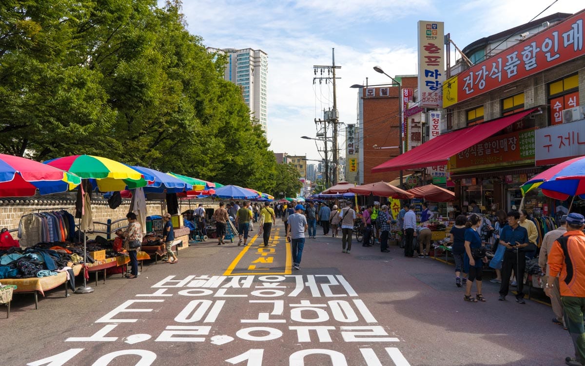 Dongmyo to Hongdae: A Vintage Shopper's Guide to Seoul