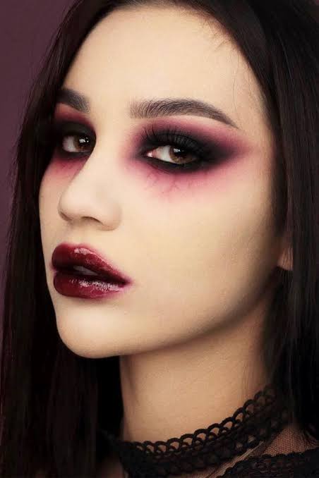 DARK, GLOSSY AND ROMANTIC: WHY VAMPIRE MAKEUP IS EVERYWHERE