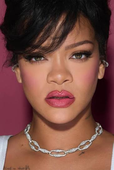RIHANNA'S NEW BLUSH PROMISES 16 HOURS OF TRANSFER-PROOF WEAR